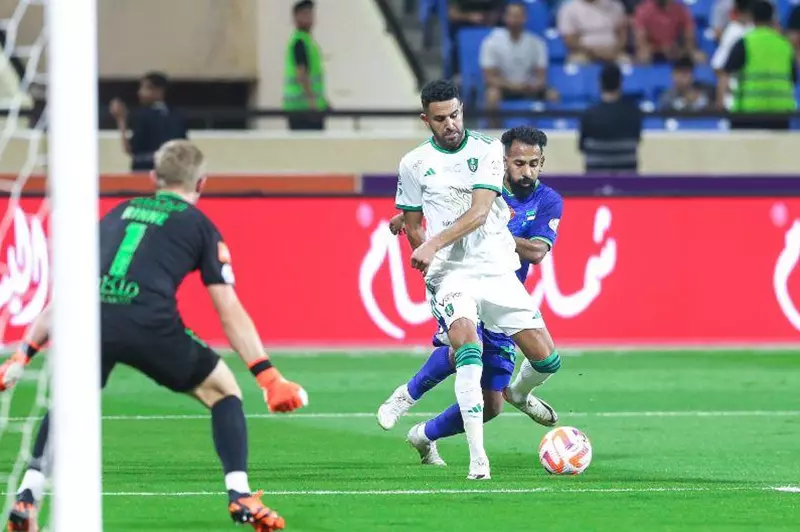 الأهلي يخسر بخماسية أمام الفتح